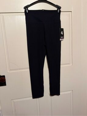 NWT Fourlaps Arc High Waist Black Leggings